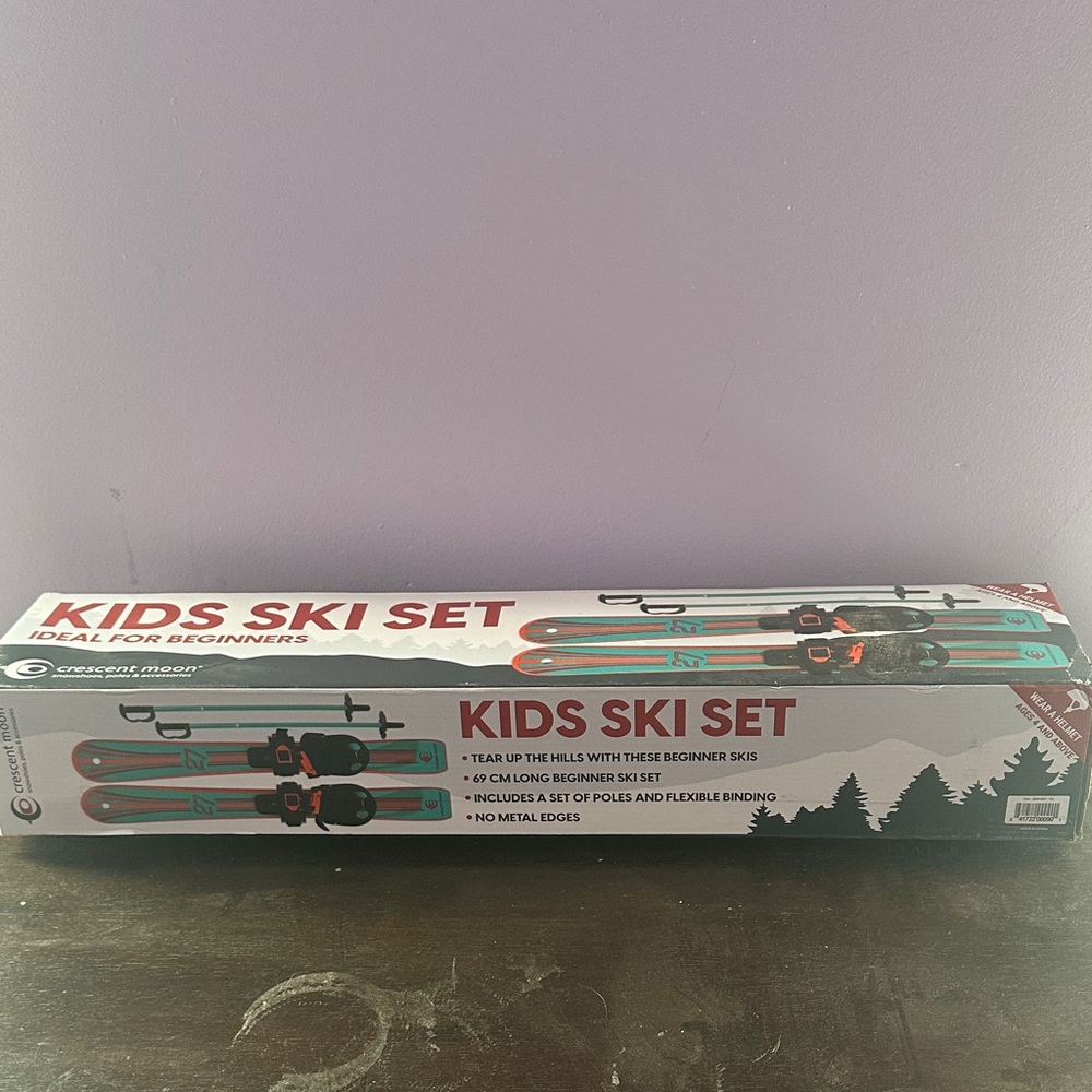 Crescent Kids Ski Set - Red and Black - Picture 4 of 4